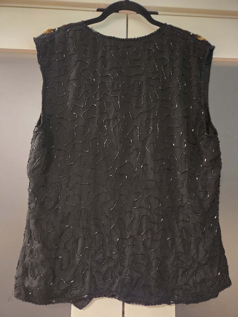 Vintage Midnight Run Black Silk Gold Beaded Sequin Vest Women's Size Small Boho - Picture 2 of 6